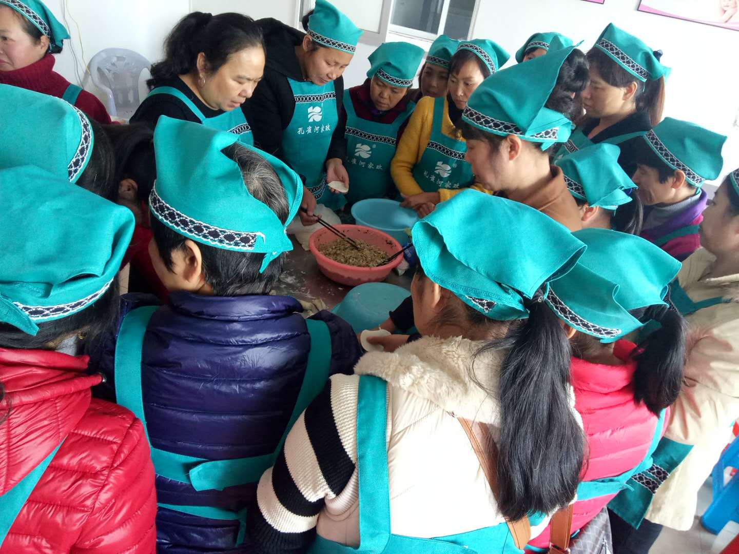 ��ɫ���c(di��n)��Ӗ(x��n)����� ��ȸ�Ӻñ�ķ����ɩ