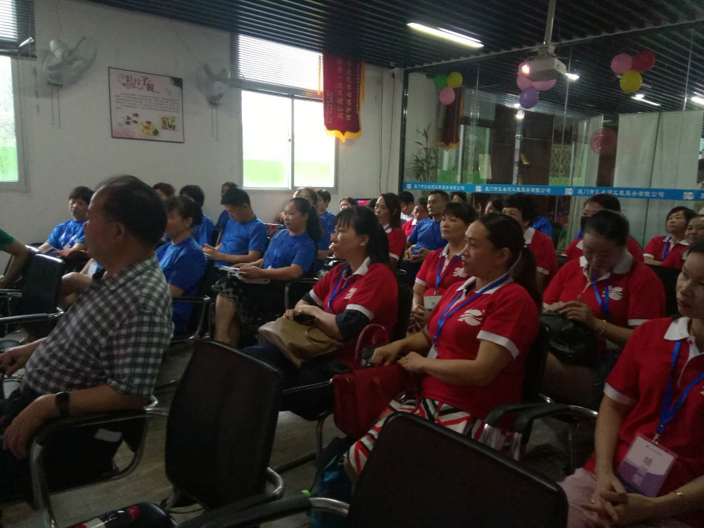 ץ��Ӗ(x��n)��(qi��ng)��(n��i)������ȸ�ӱ�ķ��ɩˎ�Ŏ���Ӗ(x��n)����M(j��n)����