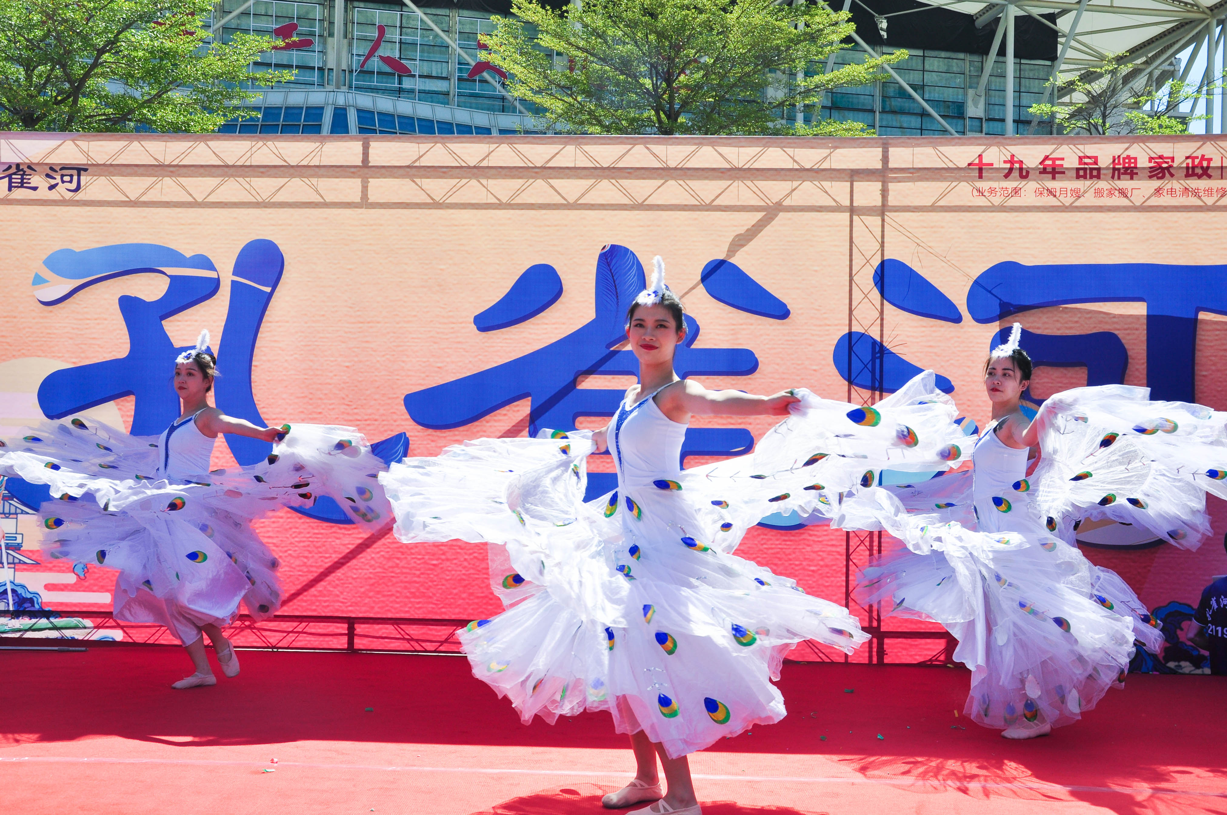 �g��Ц�Z��һ����ʮ�˰���ˇ�R�ψ�������ȸ�������B�T�е����ü�����(ji��)